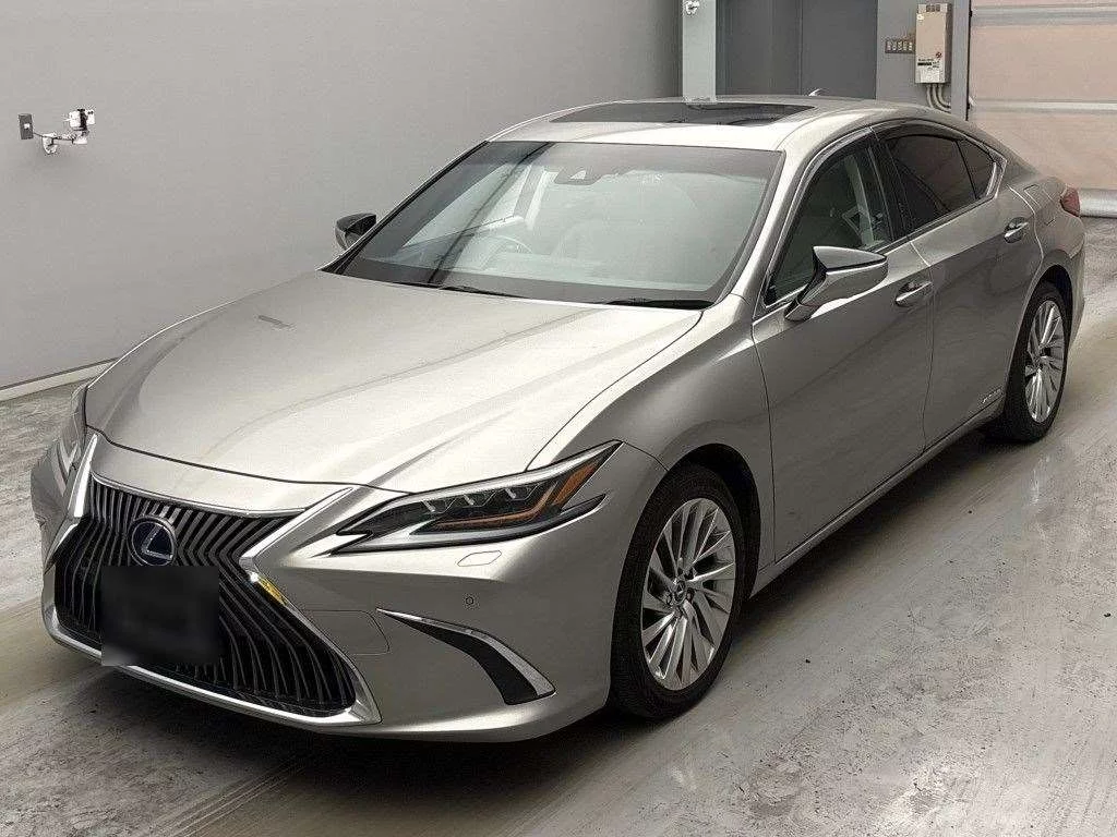 Lexus ES300h  с аукциона в Японии