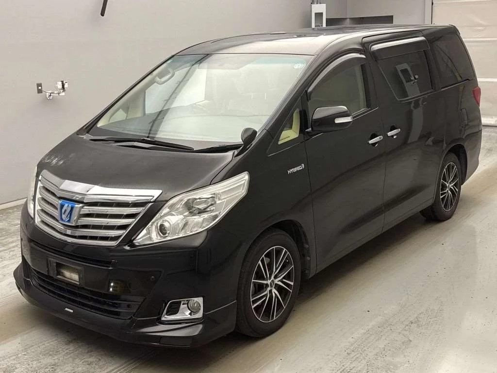 Toyota Alphard  с аукциона в Японии