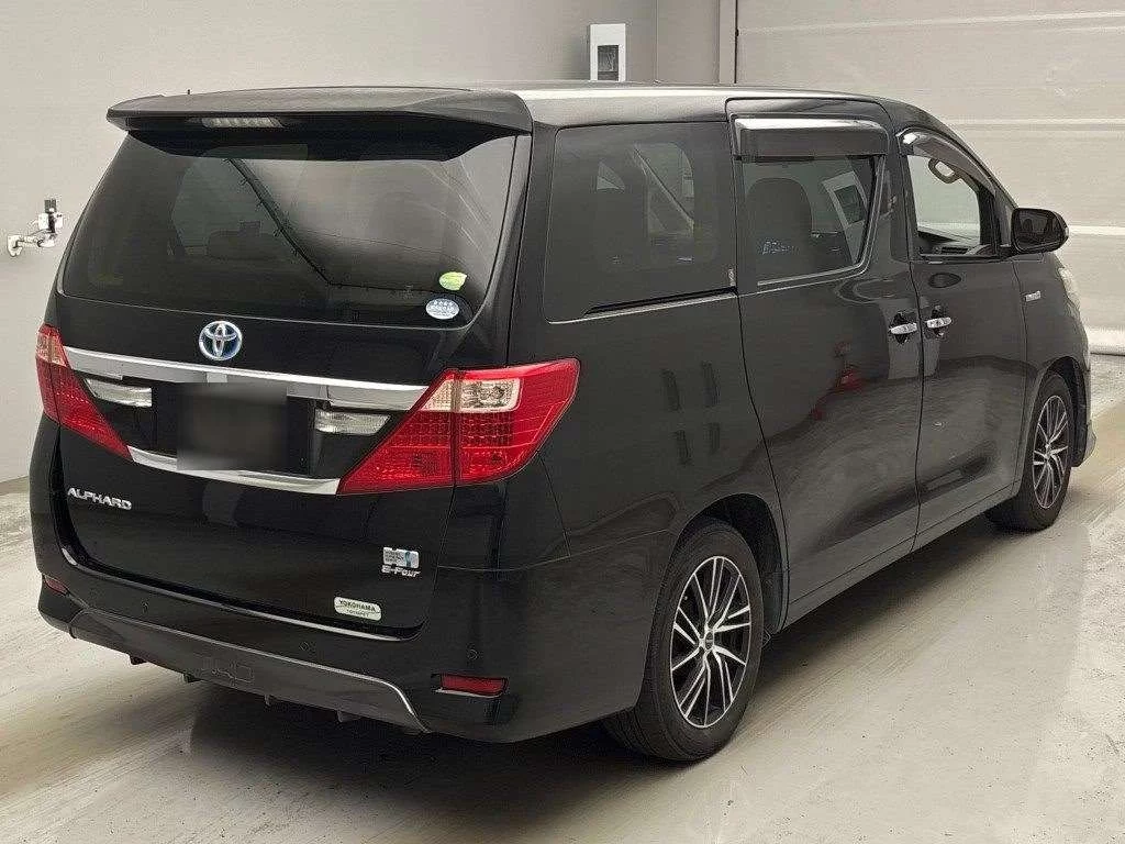 Toyota Alphard  с аукциона в Японии