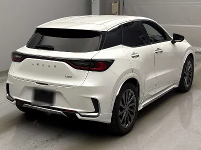 Lexus LBX