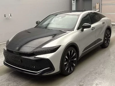 Toyota Crown Crossover