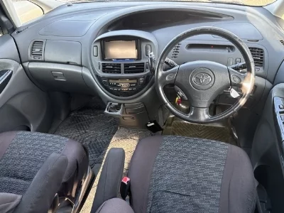 Toyota ESTIMA T