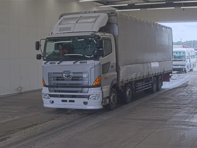Hino Profia  с аукциона в Японии