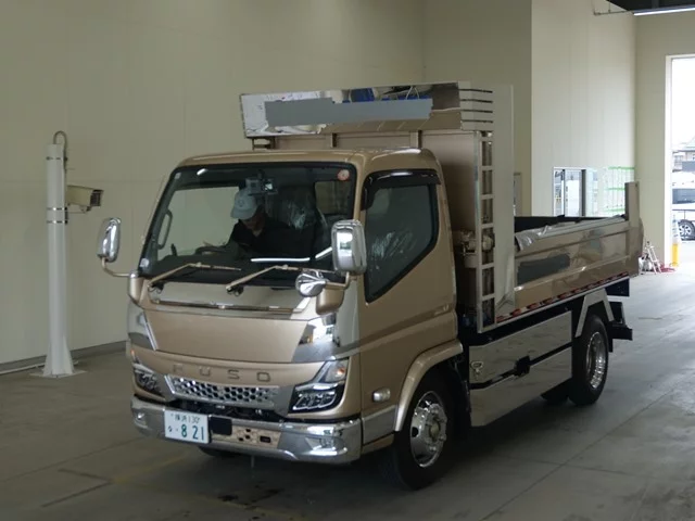 Mitsubishi Fuso Canter  с аукциона в Японии