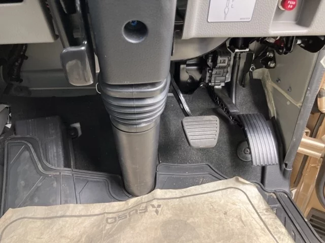 Mitsubishi Fuso Canter  с аукциона в Японии