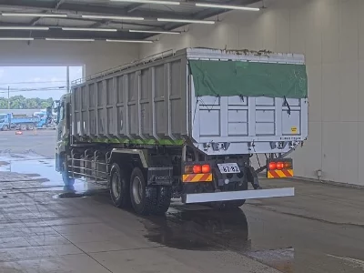 NISSAN DIESEL (UD) QUON