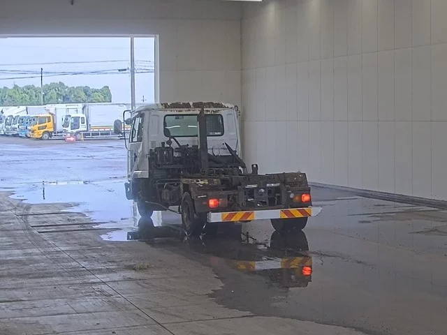 Nissan UD  с аукциона в Японии