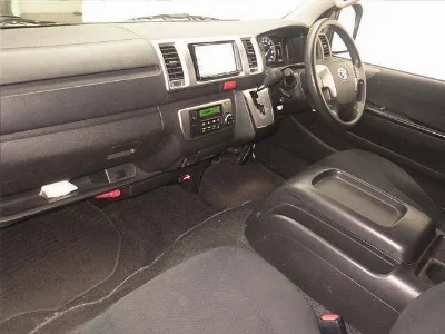 TOYOTA HIACE