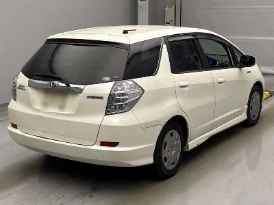 Honda FIT SHUTTLE HYBRID