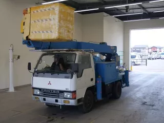 Mitsubishi Fuso Canter  с аукциона в Японии