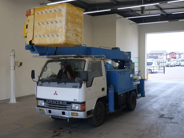 Mitsubishi Fuso Canter  с аукциона в Японии