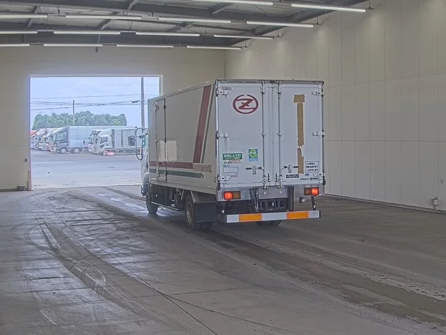 Isuzu Forward  с аукциона в Японии