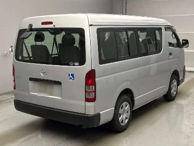 Toyota HIACE WAGON