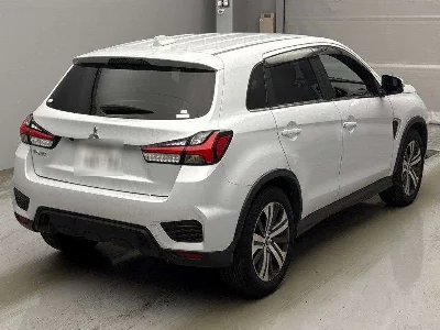 Mitsubishi RVR