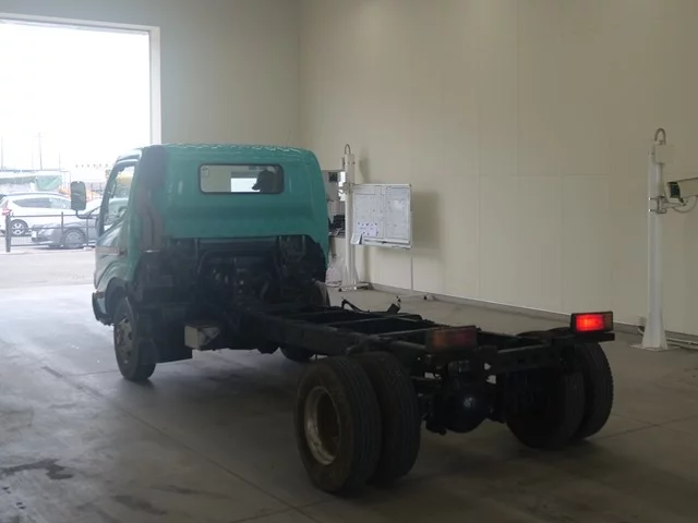 Toyota Dyna  с аукциона в Японии
