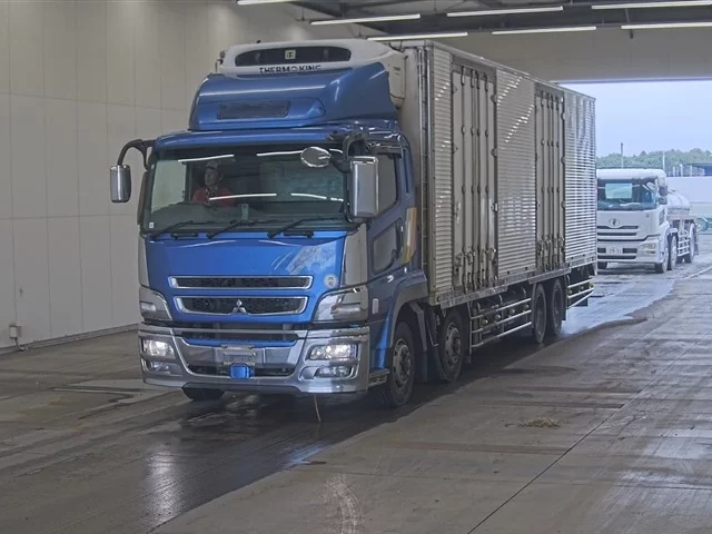 Mitsubishi Fuso Super Great  с аукциона в Японии