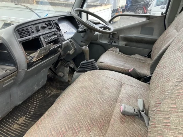 Mitsubishi Fuso Canter  с аукциона в Японии