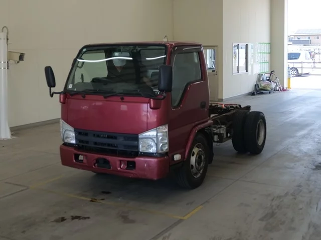Isuzu Elf  с аукциона в Японии