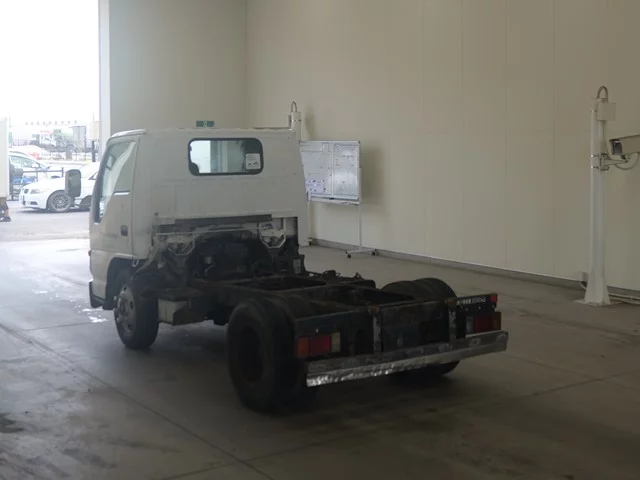 Isuzu Elf  с аукциона в Японии