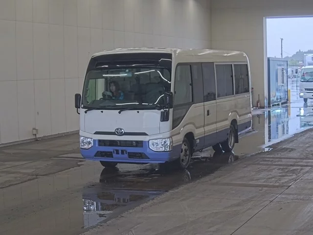Toyota Coaster  с аукциона в Японии