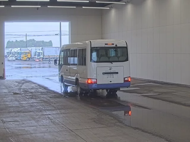 Toyota Coaster  с аукциона в Японии