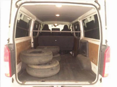 TOYOTA HIACE