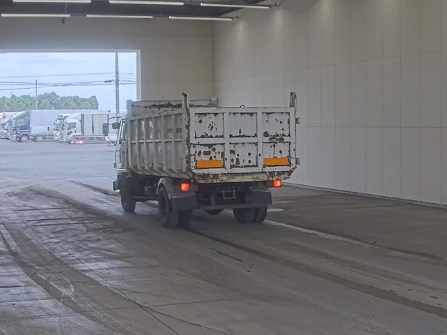 Isuzu Forward  с аукциона в Японии