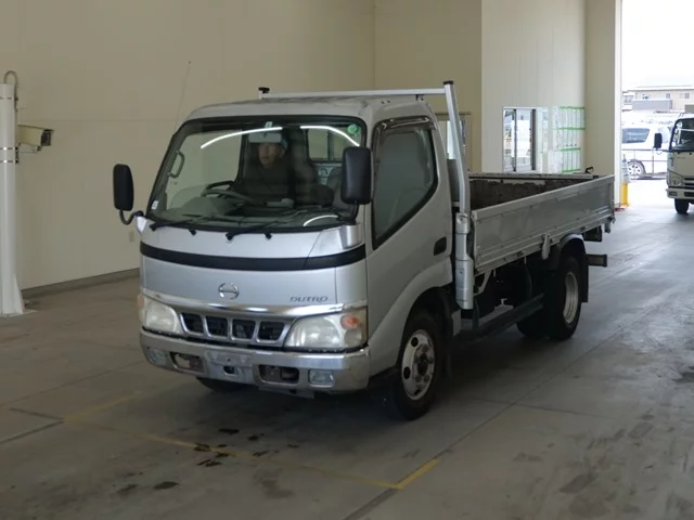 Hino Dutro  с аукциона в Японии
