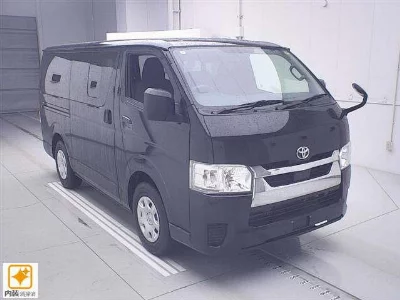 TOYOTA HIACE