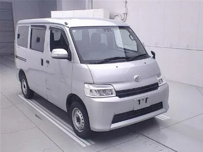 TOYOTA TOWN ACE