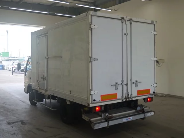 Isuzu Elf  с аукциона в Японии