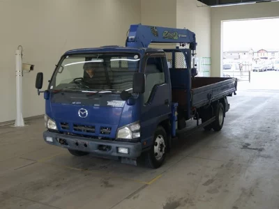 Mazda Titan