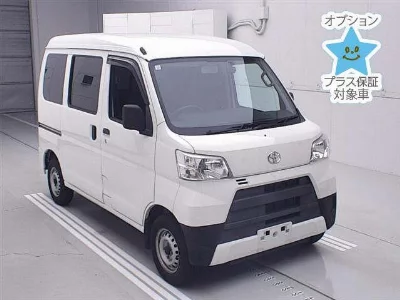 TOYOTA PIXIS VAN