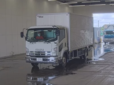 Isuzu Forward