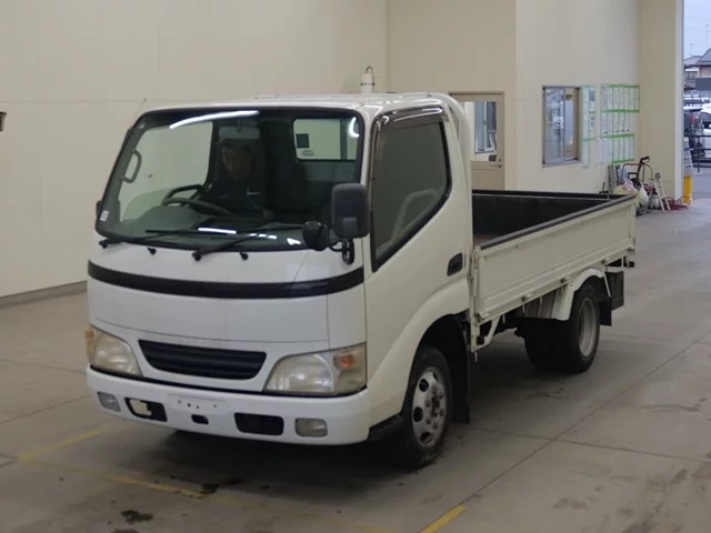 Toyota ToyoAce  с аукциона в Японии