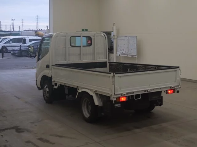 Toyota ToyoAce  с аукциона в Японии