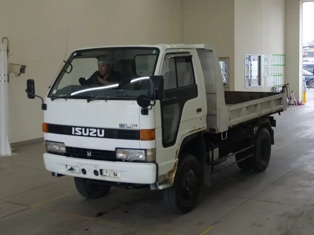 Isuzu Elf  с аукциона в Японии