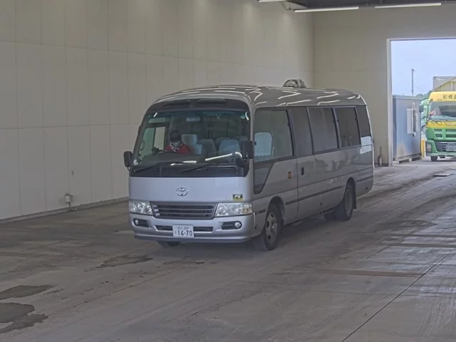 Toyota Coaster  с аукциона в Японии