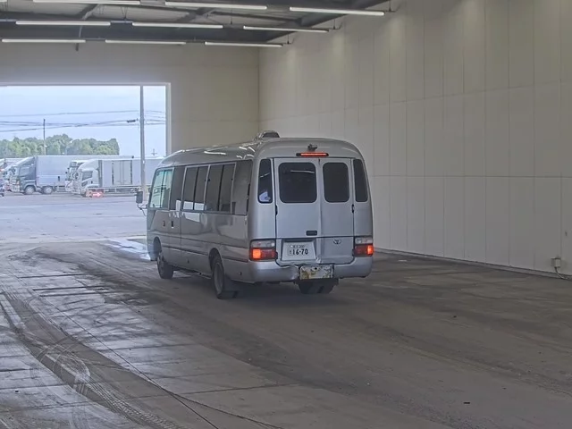 Toyota Coaster  с аукциона в Японии
