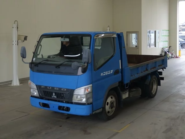 Mitsubishi Fuso Canter  с аукциона в Японии