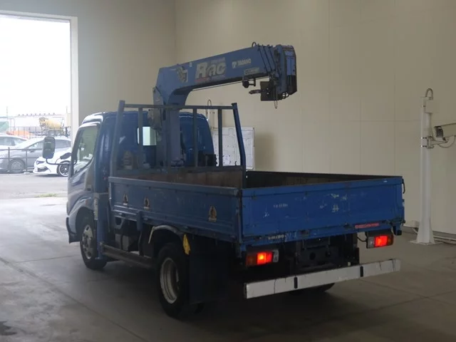Hino Dutro  с аукциона в Японии