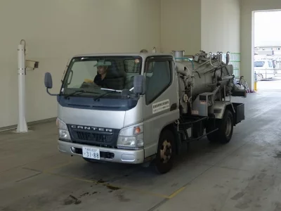 Mitsubishi Fuso Canter