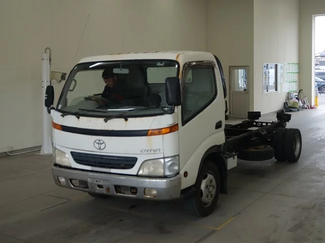 Toyota Dyna  с аукциона в Японии