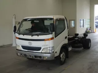 Toyota Dyna  с аукциона в Японии