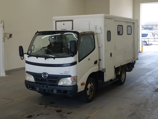Hino Dutro  с аукциона в Японии