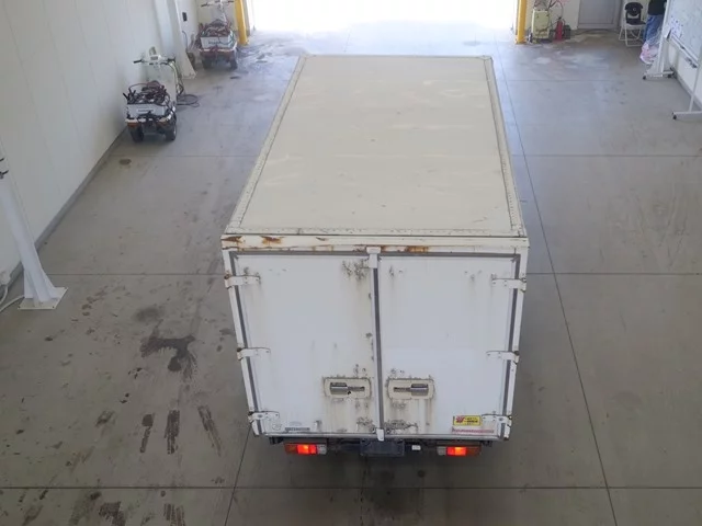 Hino Dutro  с аукциона в Японии