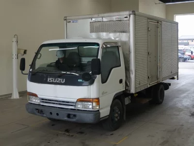 Isuzu ELF