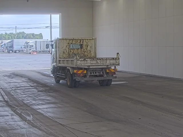 Nissan UD  с аукциона в Японии