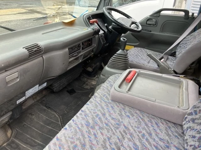 Isuzu Elf  с аукциона в Японии
