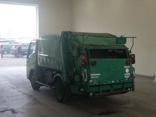 Mitsubishi Fuso Canter  с аукциона в Японии
